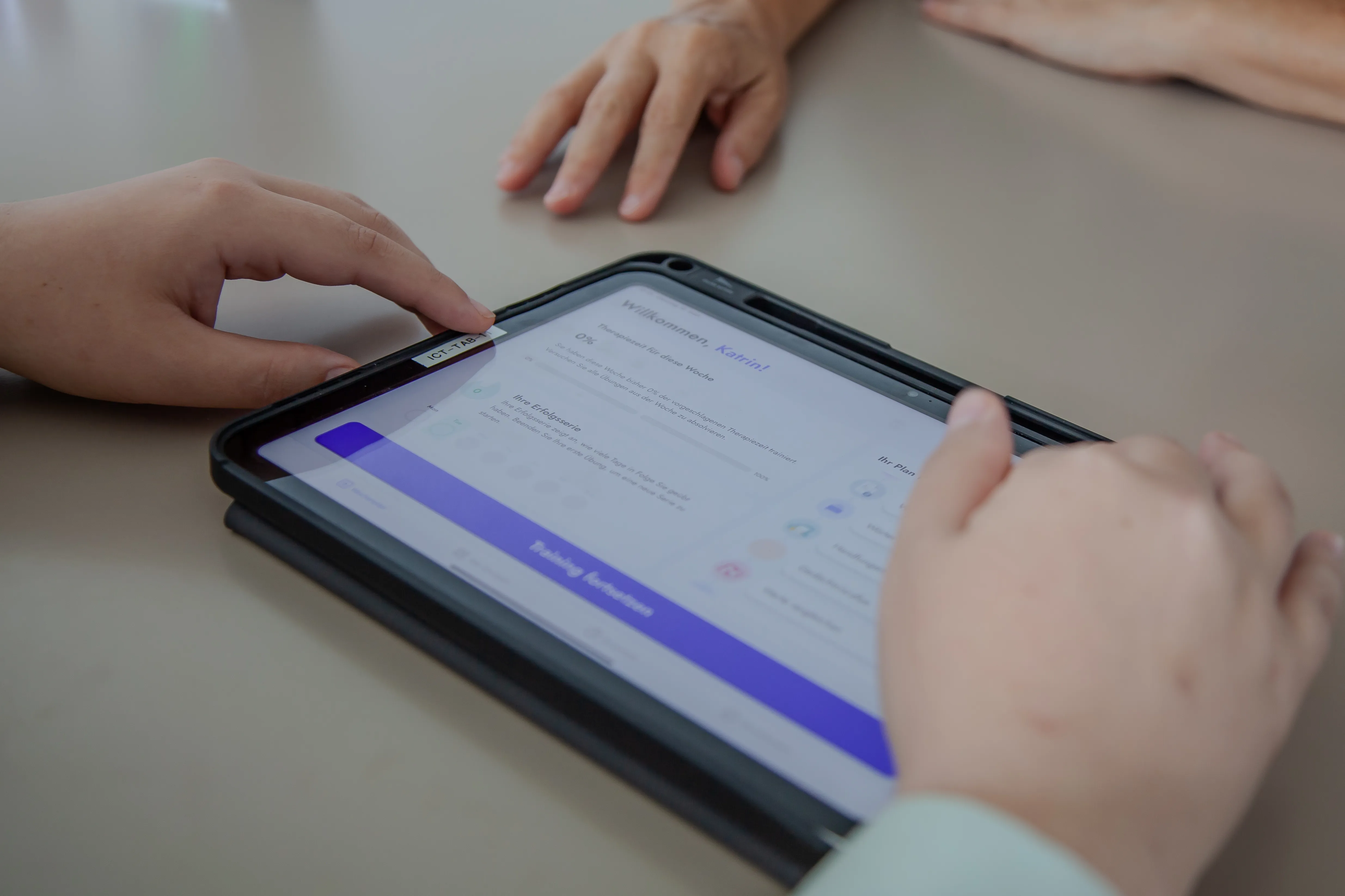 Die myReha-App wird durch künstliche Intelligenz unterstützt.