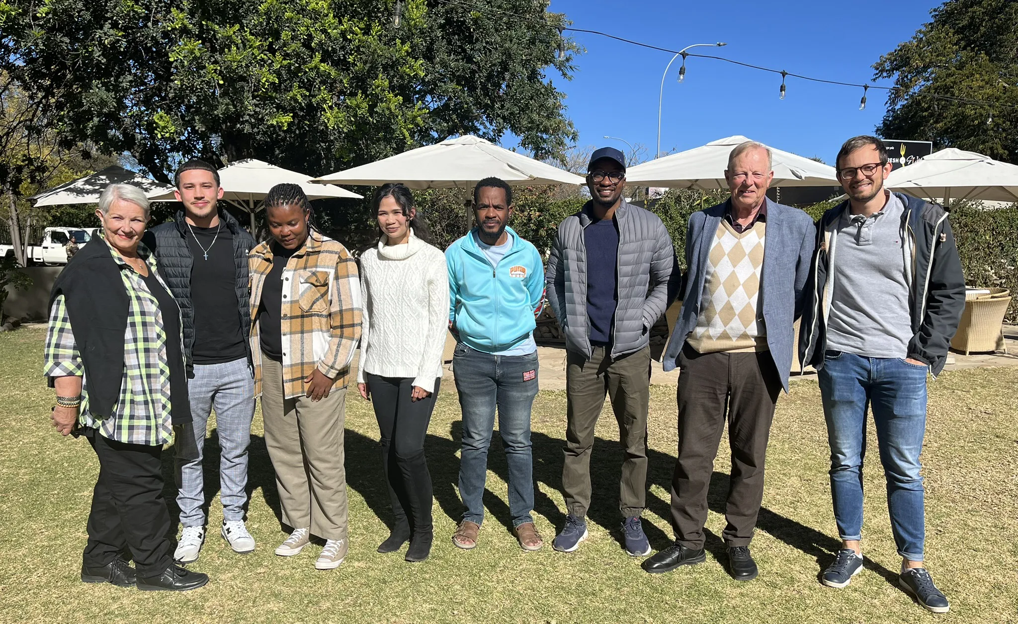 Aus Gästen werden Gastgeber: Einladungen von ehemaligen Austauschstudierenden machen die Reise nach Namibia unvergesslich.